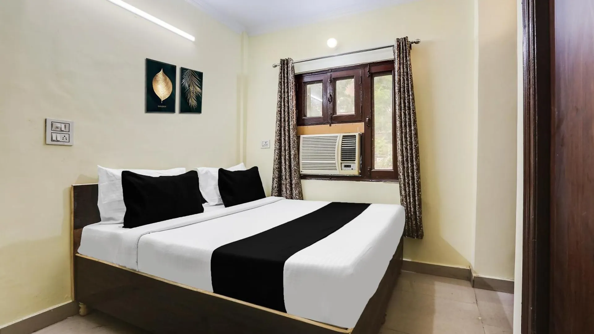 Super Hotel O Dwarka Metro Delhi