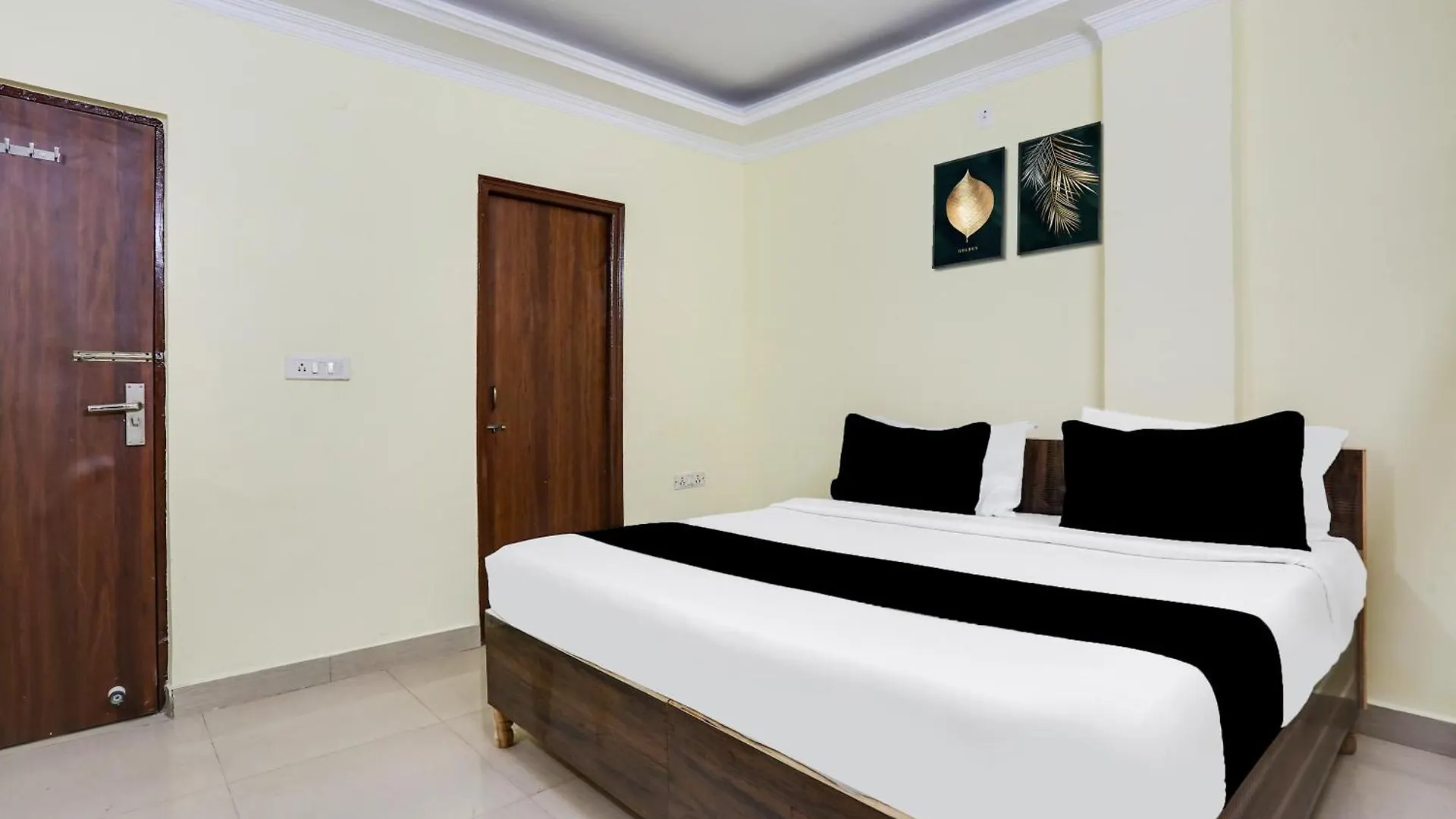 Super Hotel O Dwarka Metro Delhi  Delhi (National Capital Territory of India)
